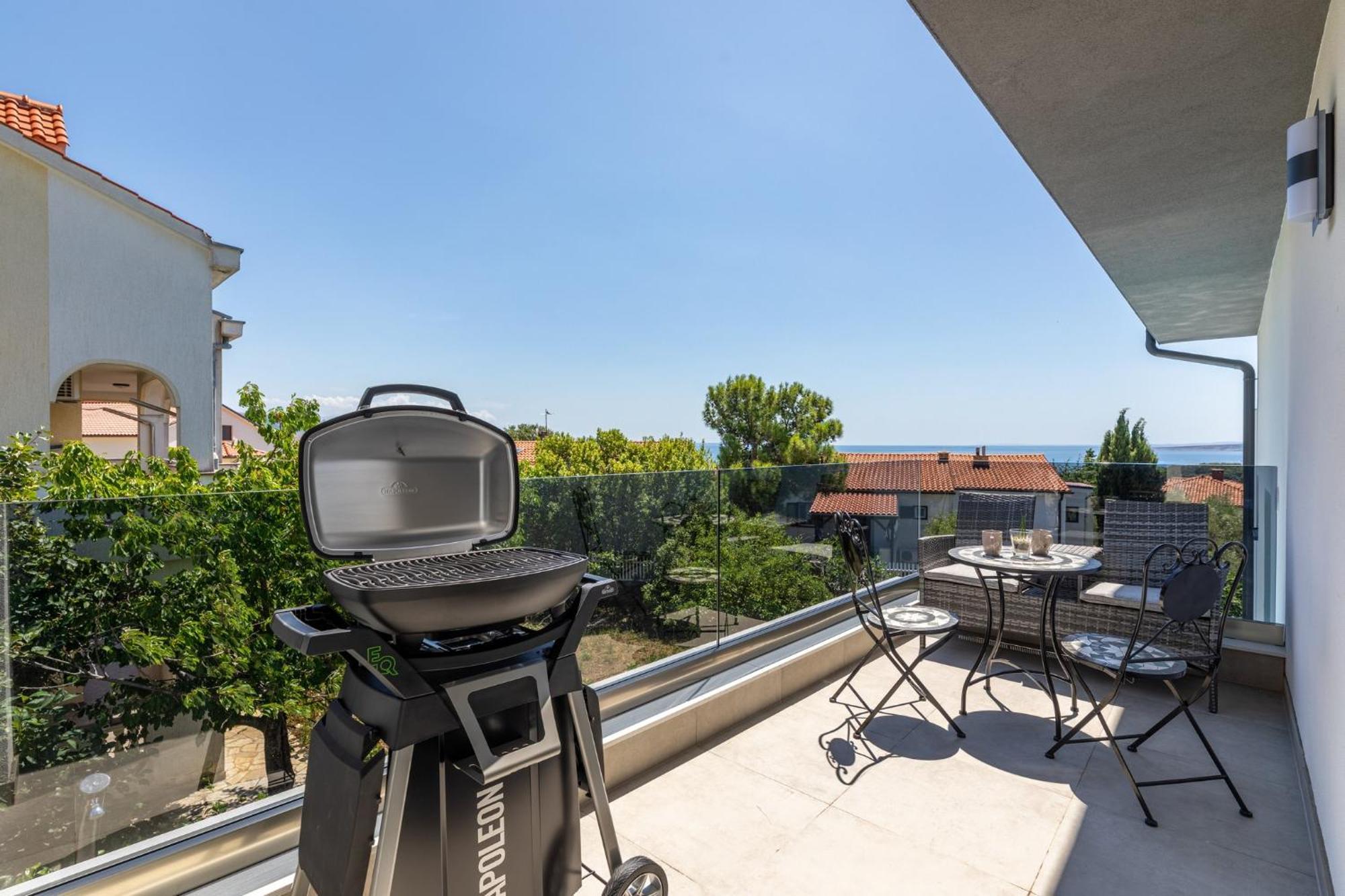 Luxury Villa Adria Apartments คิร์ก ภายนอก รูปภาพ